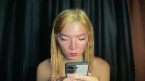 Snapshot of imjustasluttyintownxxx chatting on February 24, 2026, 3:37 am Mika online show from February 24, 2026, 3:37 am