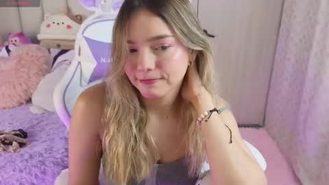 Snapshot of imlarisamaia chatting on February 27, 2025, 10:42 pm Larisa online show from February 27, 2025, 10:42 pm