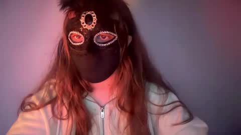 Miss Amelie online show from March 9, 2025, 10:08 am