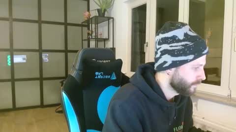 Snapshot of immumu chatting on January 8, 2026, 5:26 pm immumu online show from January 8, 2026, 5:26 pm