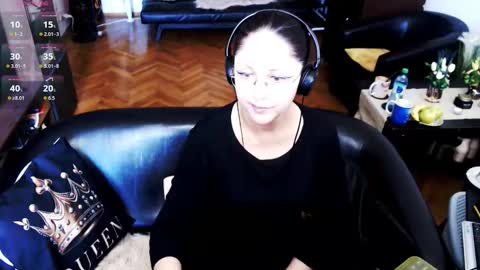 Empress online show from April 5, 2026, 11:51 am