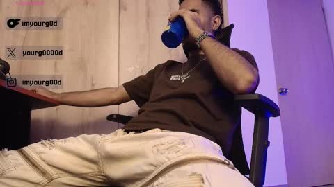 Snapshot of imyourg0d chatting on March 3, 2026, 3:01 am Daniel thumb up me please its important Im new INDEPENDENT MODEL online show from March 3, 2026, 3:01 am