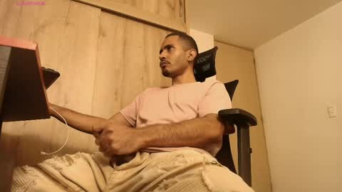 Snapshot of imyourg0d chatting on May 30, 2026, 5:59 am Daniel thumb up me please its important Im new INDEPENDENT MODEL online show from May 30, 2026, 5:59 am