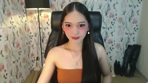 Snapshot of imyourlegalbaby chatting on February 8, 2025, 12:17 pm Aki online show from February 8, 2025, 12:17 pm