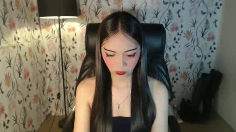 Snapshot of imyourlegalbaby chatting on February 16, 2025, 1:27 pm Aki online show from February 16, 2025, 1:27 pm