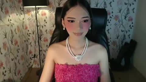 Snapshot of imyourlegalbaby chatting on February 25, 2025, 5:19 am Aki online show from February 25, 2025, 5:19 am