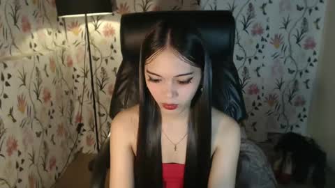 Snapshot of imyourlegalbaby chatting on March 10, 2025, 11:32 am Aki online show from March 10, 2025, 11:32 am