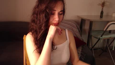 Lin online show from September 9, 2025, 5:56 pm