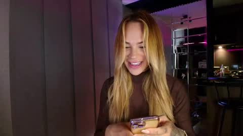 Snapshot of inannadelmar chatting on January 15, 2026, 12:21 pm Inanna del Mar online show from January 15, 2026, 12:21 pm