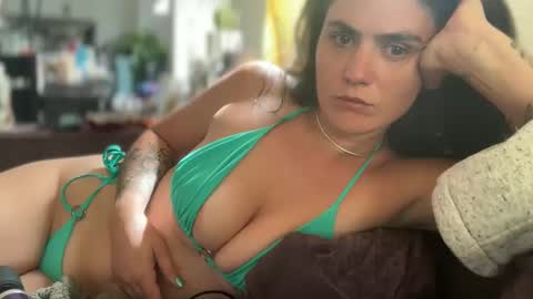 Snapshot of inbedwithlexi chatting on April 10, 2026, 6:23 pm InBedWithLexi online show from April 10, 2026, 6:23 pm