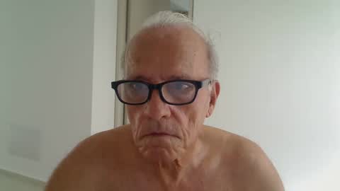 Snapshot of incendiado chatting on November 1, 2025, 1:35 pm incendiado online show from November 1, 2025, 1:35 pm