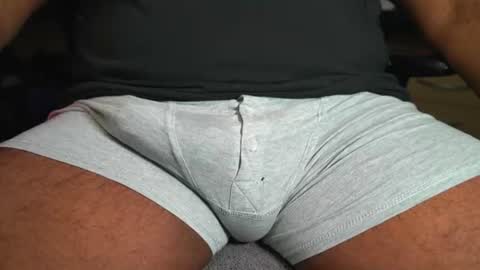 Snapshot of inchesblackuk chatting on July 7, 2026, 10:03 pm Inches online show from July 7, 2026, 10:03 pm