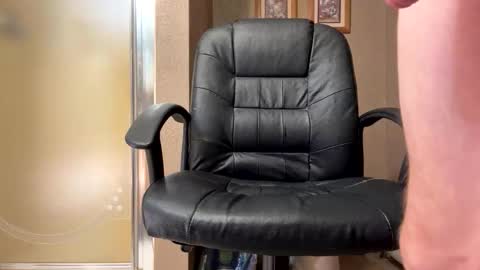 incredablejohnson online show from November 29, 2025, 10:07 am