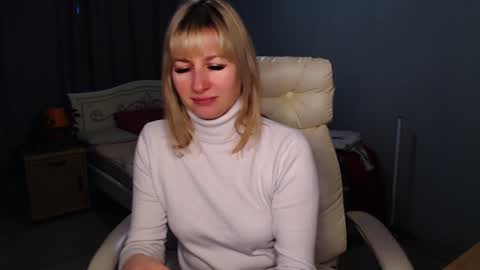 incredible_ariela online show from January 5, 2025, 10:32 am