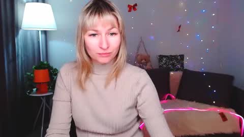 incredible_ariela online show from February 26, 2025, 3:19 pm