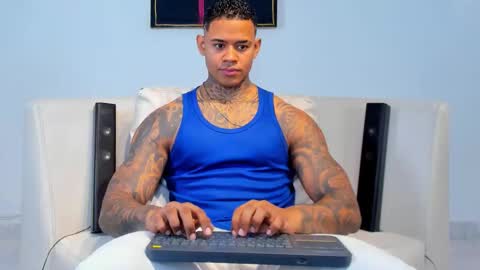 Snapshot of independent_project chatting on November 8, 2025, 8:14 am Jacobo online show from November 8, 2025, 8:14 am