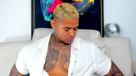 Snapshot of independent_project chatting on November 29, 2025, 1:19 am Jacobo online show from November 29, 2025, 1:19 am