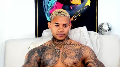 Snapshot of independent_project chatting on November 29, 2025, 1:25 pm Jacobo online show from November 29, 2025, 1:25 pm