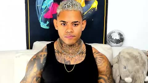 Snapshot of independent_project chatting on December 16, 2025, 9:47 am Jacobo online show from December 16, 2025, 9:47 am