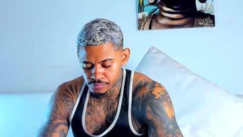 Snapshot of independent_project chatting on February 15, 2026, 7:54 pm Jacobo online show from February 15, 2026, 7:54 pm