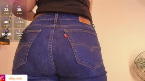 Indi Catalina online show from December 2, 2025, 12:10 pm