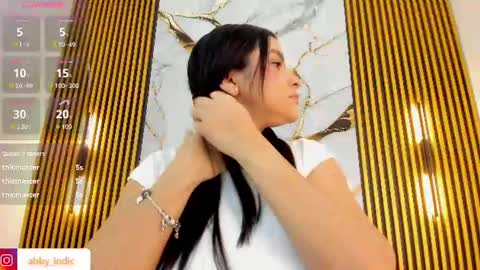 Snapshot of indi_catalina chatting on June 21, 2026, 9:39 pm Indi Catalina online show from June 21, 2026, 9:39 pm