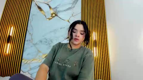 Snapshot of indi_catalina chatting on June 30, 2026, 2:45 am Indi Catalina online show from June 30, 2026, 2:45 am