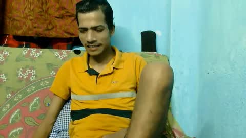 Snapshot of indian_bengali_boy chatting on September 10, 2025, 11:16 pm Suman Leo online show from September 10, 2025, 11:16 pm