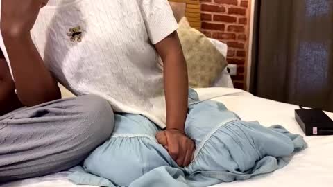 new indian couple online show from March 4, 2025, 8:35 am