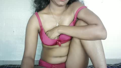 Snapshot of indian_saanvi chatting on April 9, 2026, 8:42 am Saanu online show from April 9, 2026, 8:42 am