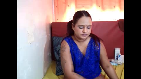 Snapshot of indian_sunshine chatting on November 20, 2025, 5:51 am indian_sunshine online show from November 20, 2025, 5:51 am