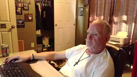 Papa online show from November 12, 2025, 7:57 pm