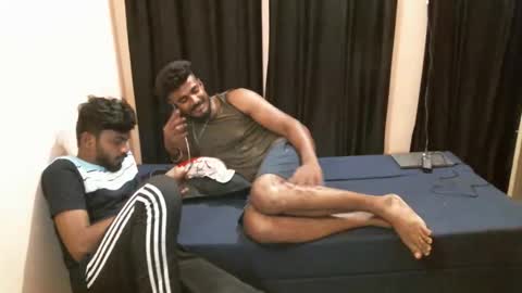 indianbighard21 online show from April 18, 2026, 1:37 pm