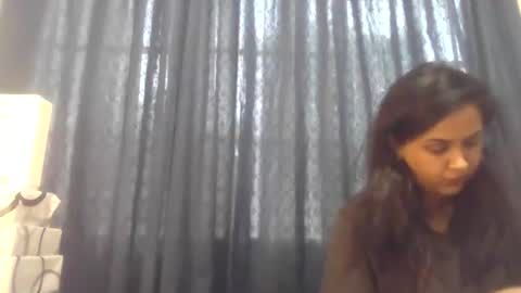 indiancutiexo online show from October 16, 2025, 5:19 am