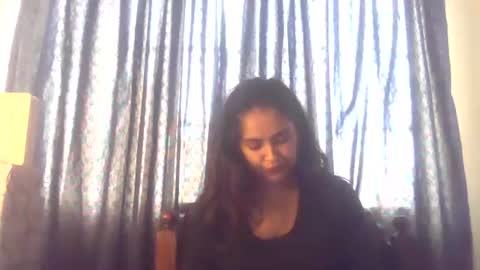 indiancutiexo online show from November 17, 2025, 10:21 am