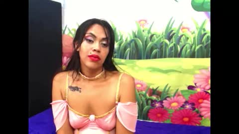 Snapshot of indiandesire4u69 chatting on October 23, 2025, 9:02 pm Lia online show from October 23, 2025, 9:02 pm