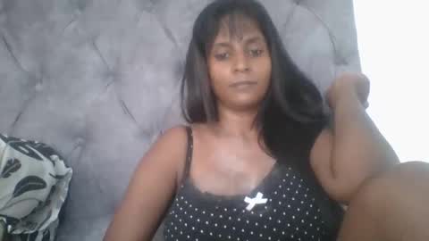 priya online show from January 12, 2025, 8:36 am