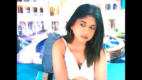 Mika online show from October 14, 2025, 6:42 pm