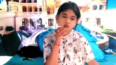 Mika online show from December 18, 2025, 4:40 am