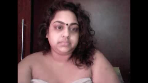 indianpooja1027 online show from February 18, 2026, 7:37 am