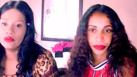 Snapshot of indianqueen5 chatting on October 20, 2025, 1:22 pm indianqueen5 online show from October 20, 2025, 1:22 pm