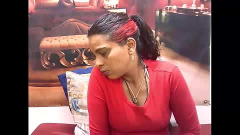 Snapshot of indiansexyass4u2luv chatting on February 11, 2025, 9:25 pm indiansexyass4u2luv online show from February 11, 2025, 9:25 pm