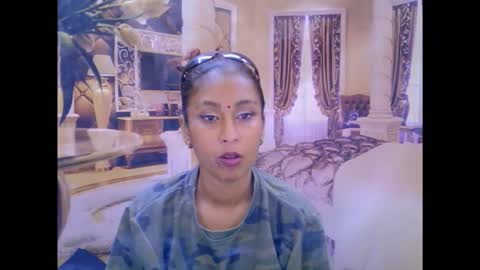 indiansexybutt4u2luv online show from February 25, 2026, 6:01 am