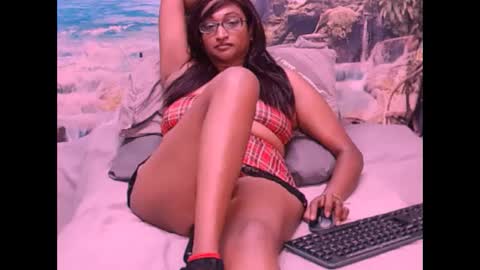 Snapshot of indianspicy69 chatting on January 25, 2025, 10:28 pm Shreya online show from January 25, 2025, 10:28 pm
