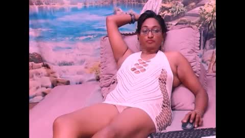 Snapshot of indianspicy69 chatting on February 14, 2025, 7:12 pm Shreya online show from February 14, 2025, 7:12 pm