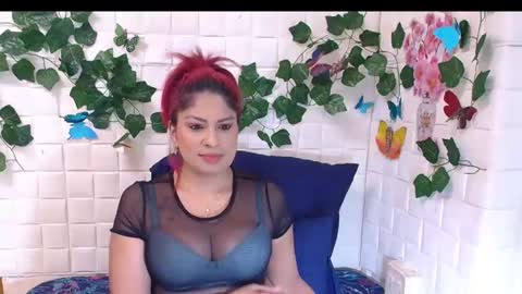 Snapshot of indianstunner69 chatting on October 18, 2025, 7:42 am Sam online show from October 18, 2025, 7:42 am
