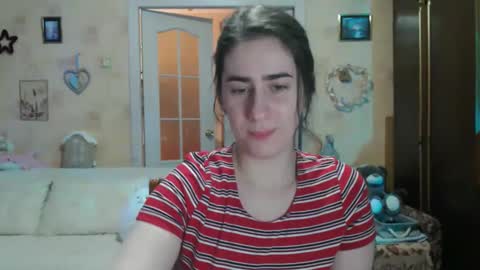 Snapshot of inelika chatting on October 7, 2025, 10:18 pm Inna online show from October 7, 2025, 10:18 pm