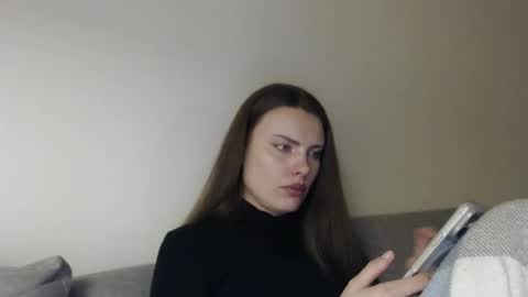 Snapshot of infinitiq45 chatting on February 5, 2026, 7:51 pm Sweet girl online show from February 5, 2026, 7:51 pm