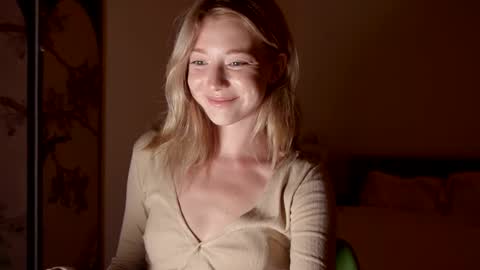 Alexa..  Inst     Fansly infinitysoul  online show from October 4, 2025, 10:46 am