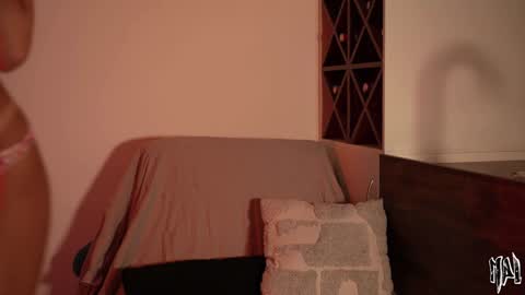 Snapshot of informal_ chatting on September 21, 2025, 9:49 pm MAL --- online show from September 21, 2025, 9:49 pm